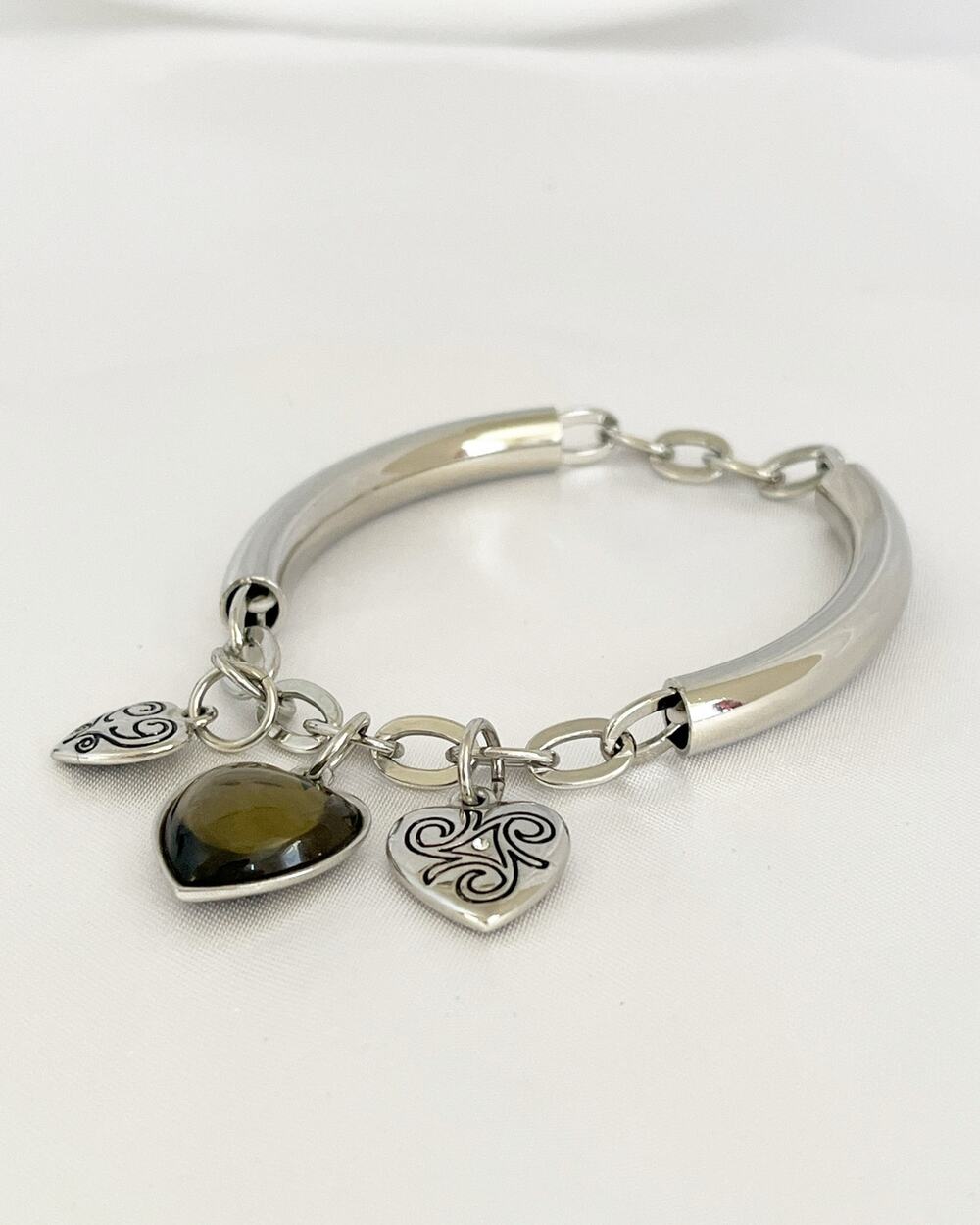 LIA SOPHIA Bracelet Heart To Heart Silver 3 Heart Charms Stretch Fashion Jewelry